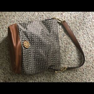 Tommy Hilfiger hobo bag